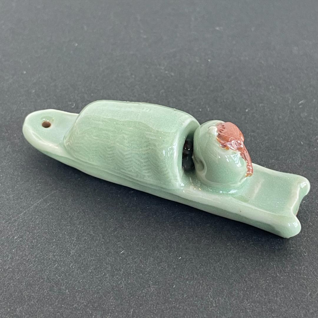 七官 青磁 豆人形 舟上人物式 香炉 香合 唐船 銘有 共箱 茶道具 トキヤロ