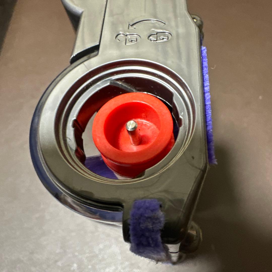 【Dyson】ダイソンV7スリム収納ブラケット付き説明書付き【清掃済み】