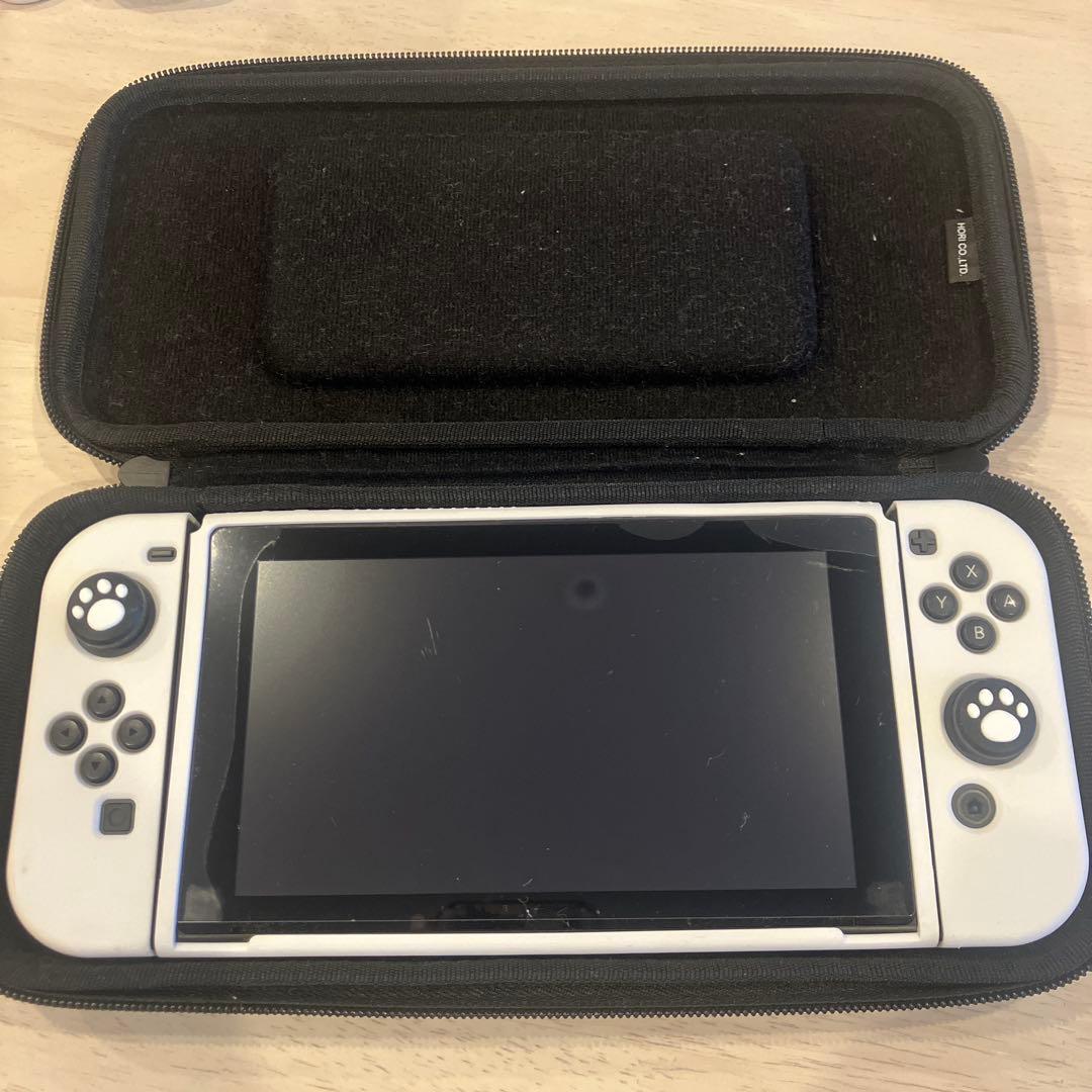 Nintendo Switch セット　（画面傷あり、裏面スタンドなし）