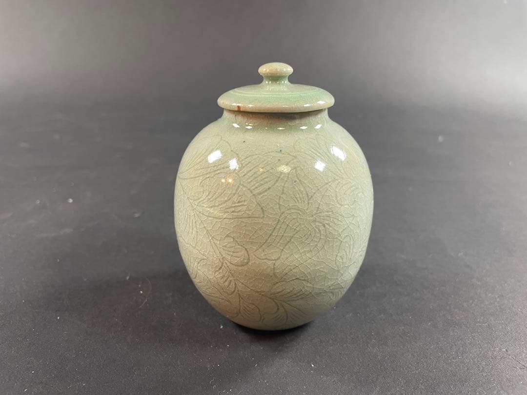 14 最終値下げ　韓国 人間文化財 池順鐸 高麗青磁 壺 茶入 陽刻 青磁 共箱