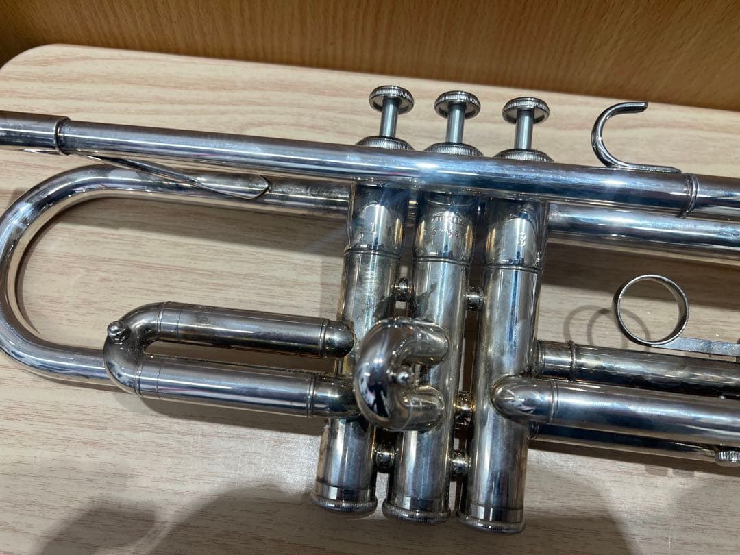 トランペット　YAMAHA YTR1335 シルバー　銀
