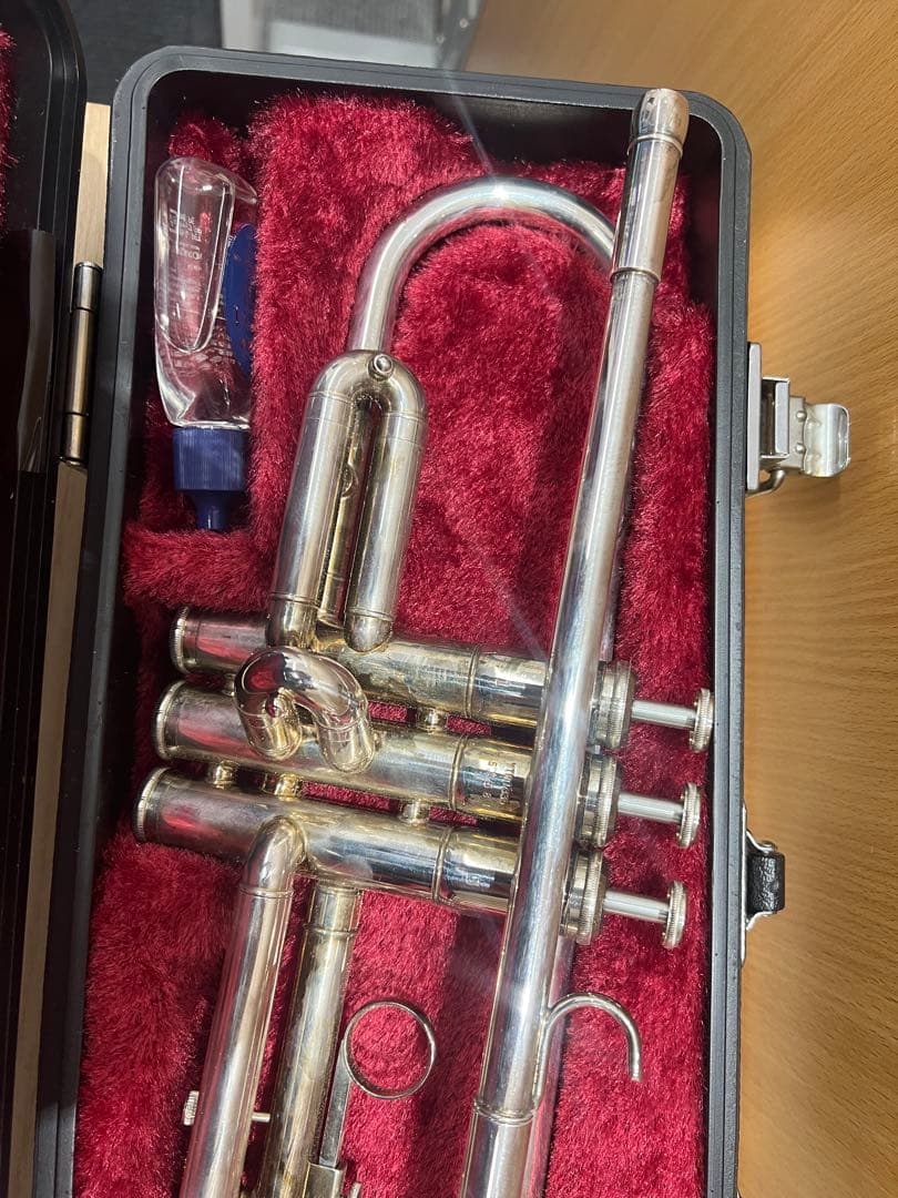 トランペット　YAMAHA YTR1335 シルバー　銀