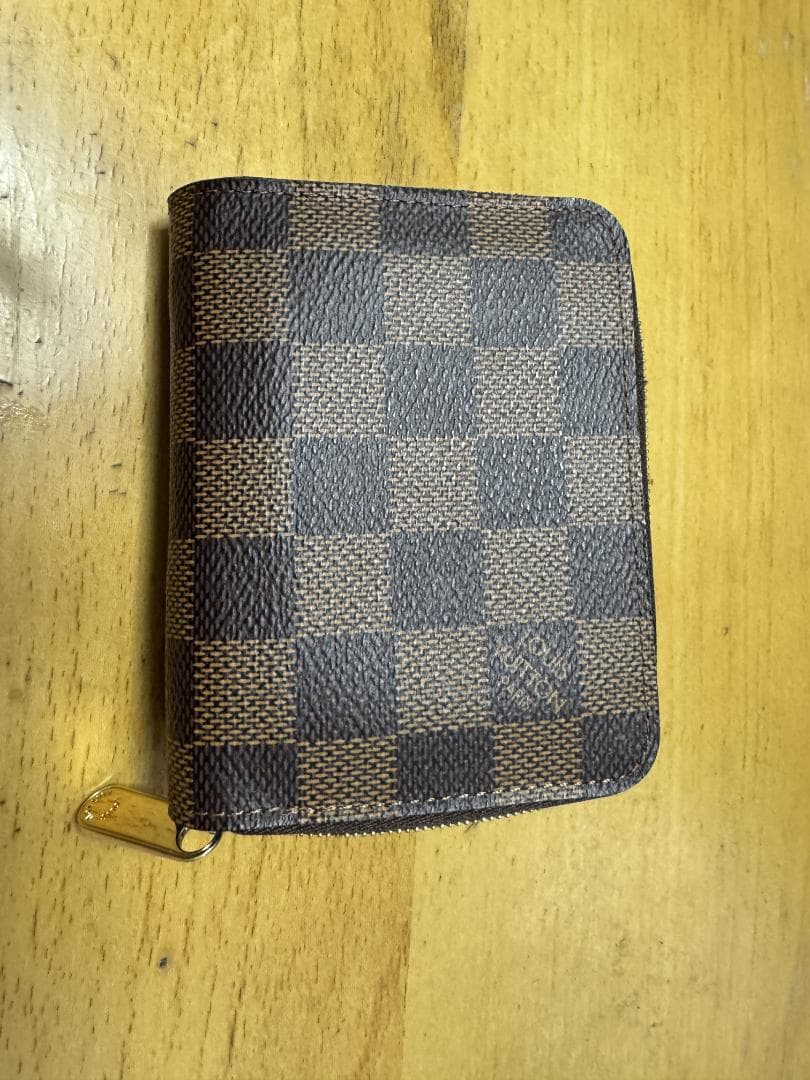 ルイヴィトン　ジッピー・ パース