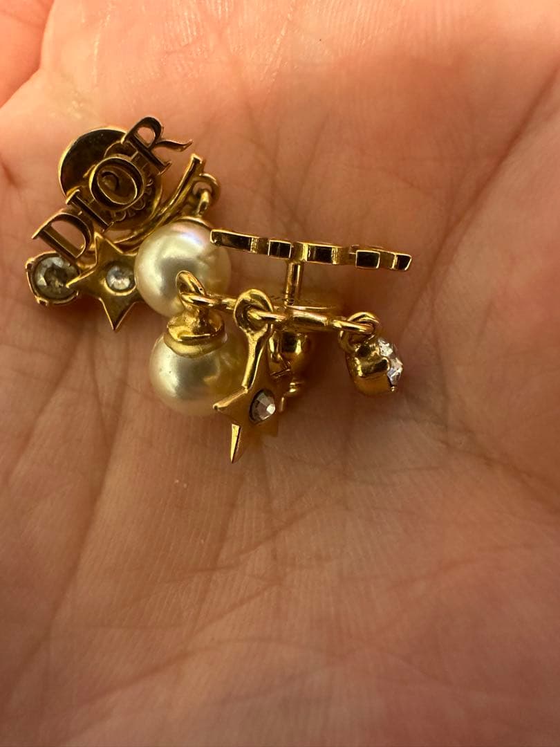 Dior Dio(r)evolution ピアス