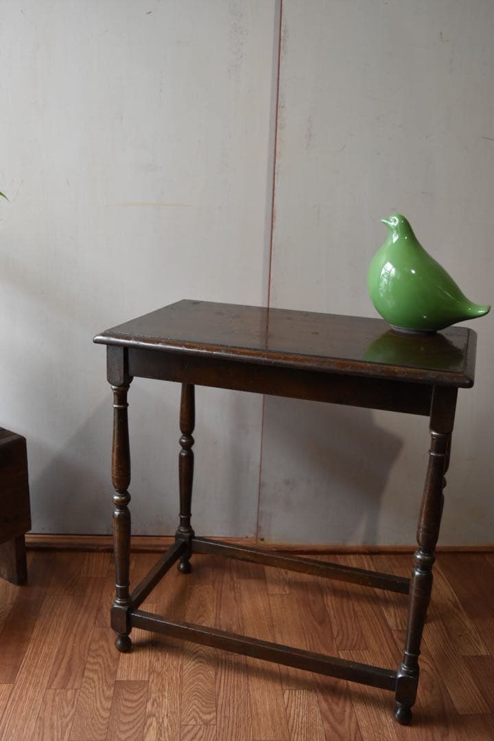 room7 UK ネストテーブル