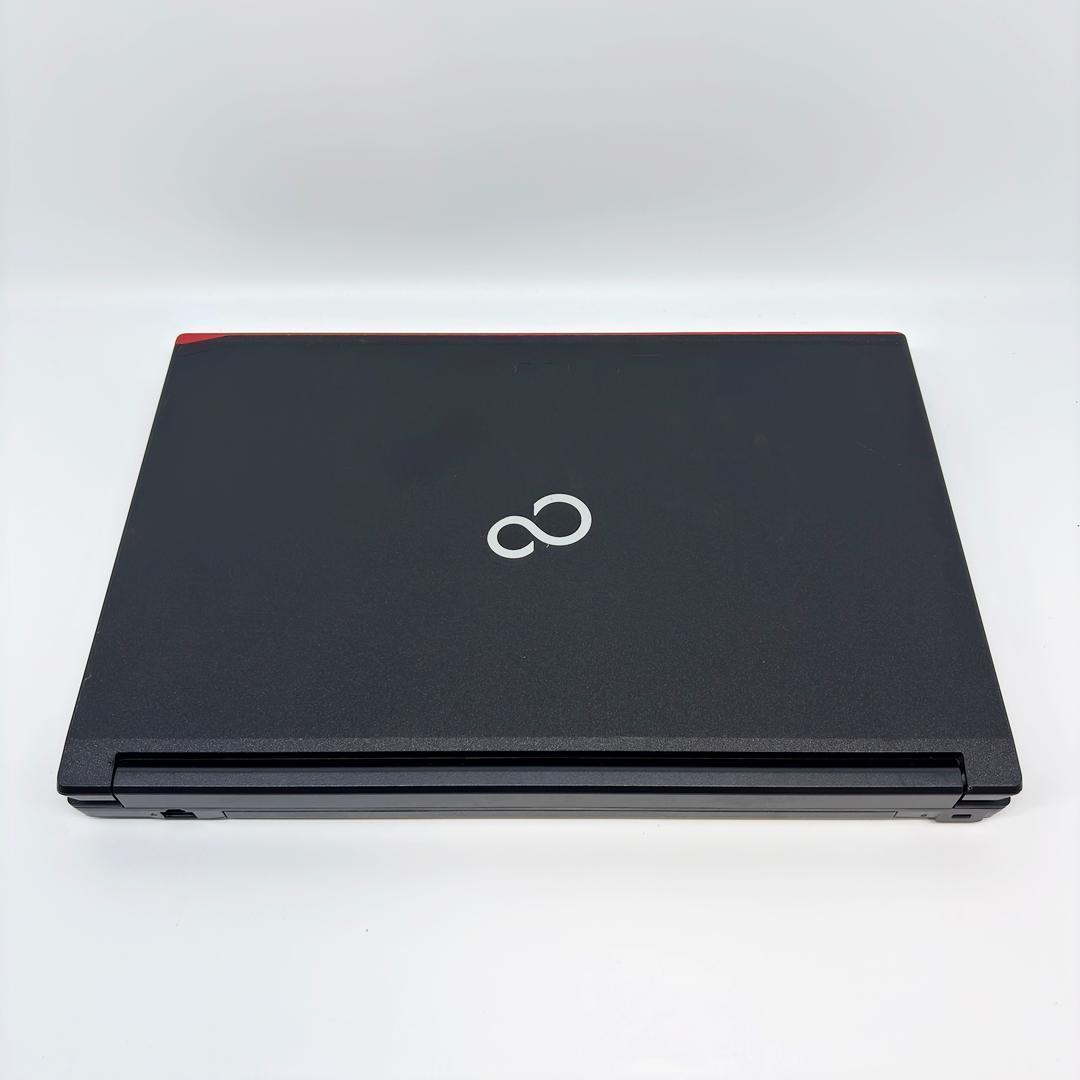 富士通 ノートパソコン Corei5 SSD オフィス付き Win11 D15
