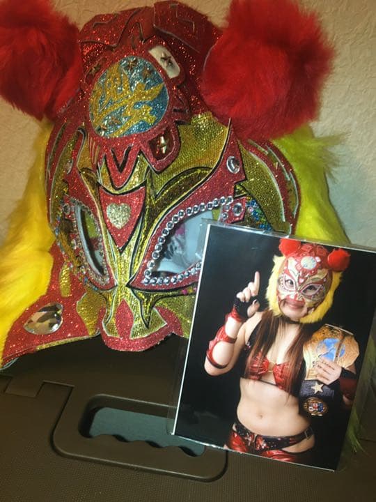 スターダム★イオ着用サイン