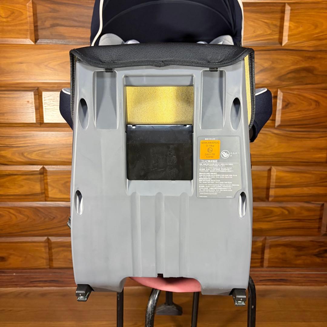 超美品 コンビ　クルムーヴ スマート ISOFIX JN-570 ネイビー