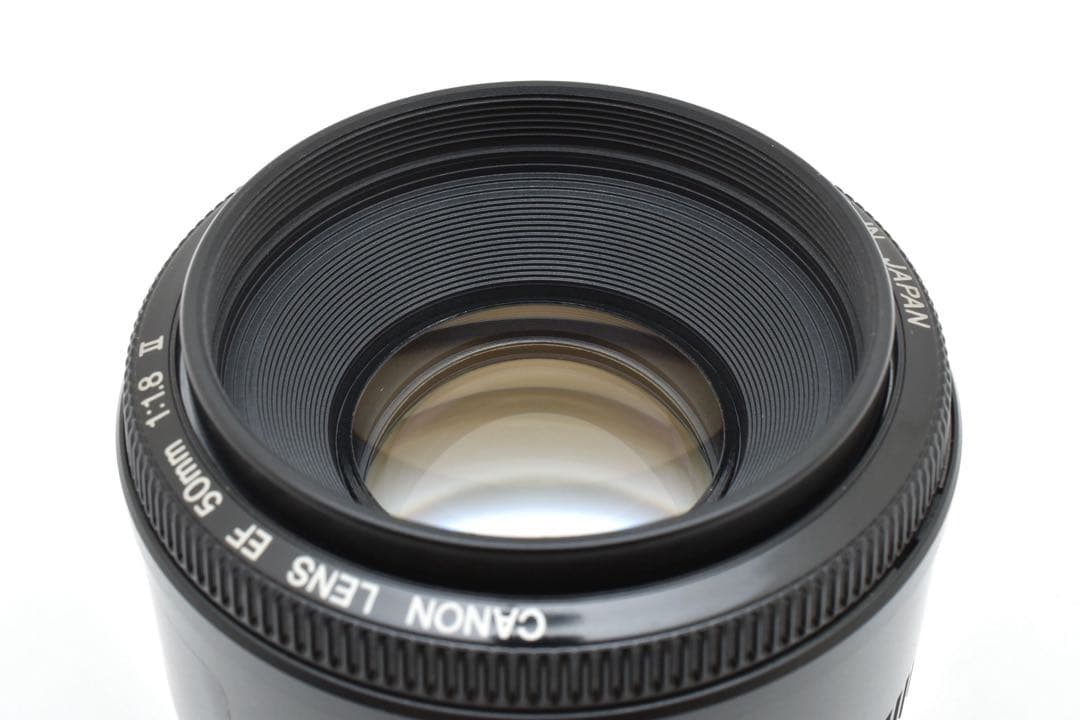 付属品付き キャノン 単焦点レンズ Canon EF 50mm F1.8 II