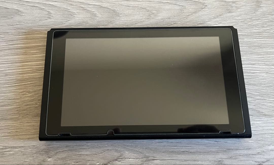 Nintendo Switch 任天堂スイッチ　本体のみ＋カバー付　2019年製