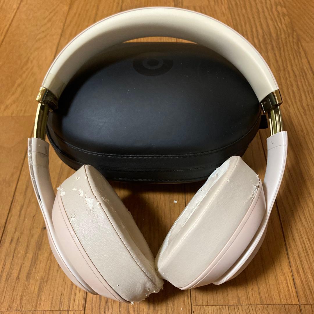 Studio3 Wirelessオーバーイヤーヘッドフォン デザートサンド