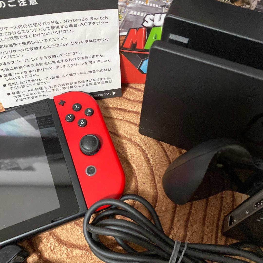 Nintendo Switch ニンテンドースイッチ本体　マリオカラー