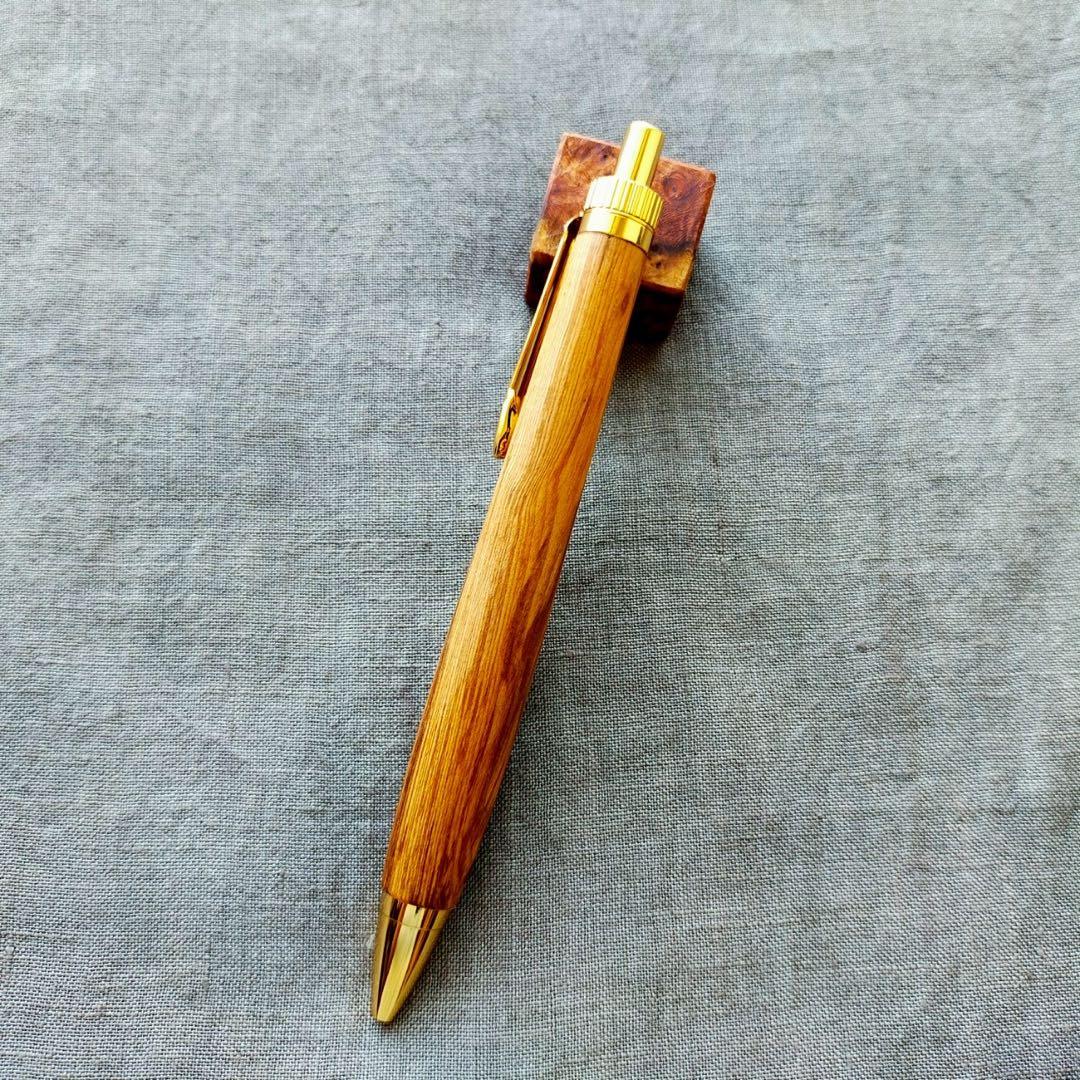 ハンドメイド　木軸ボールペン　屋久杉　0.5mm　天然木　ゴールド