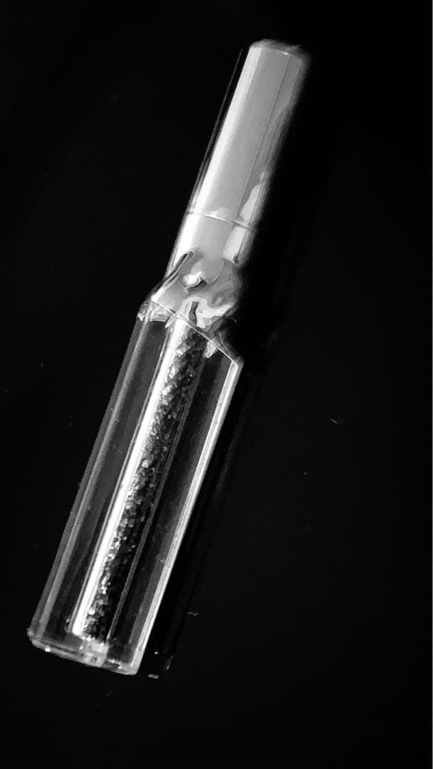 最高級な宇宙の隕石の粉ケース付き ⚜️✨　宇宙の流れ星の粉 ✨✨✨