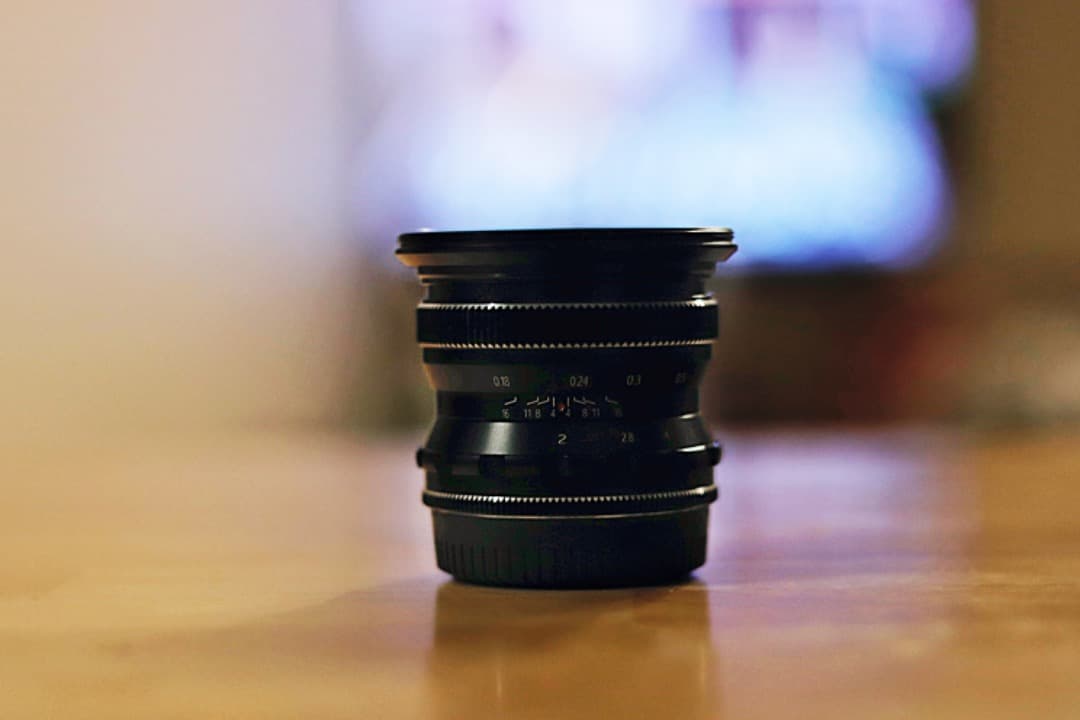 Pergear 12mm f2広角レンズ