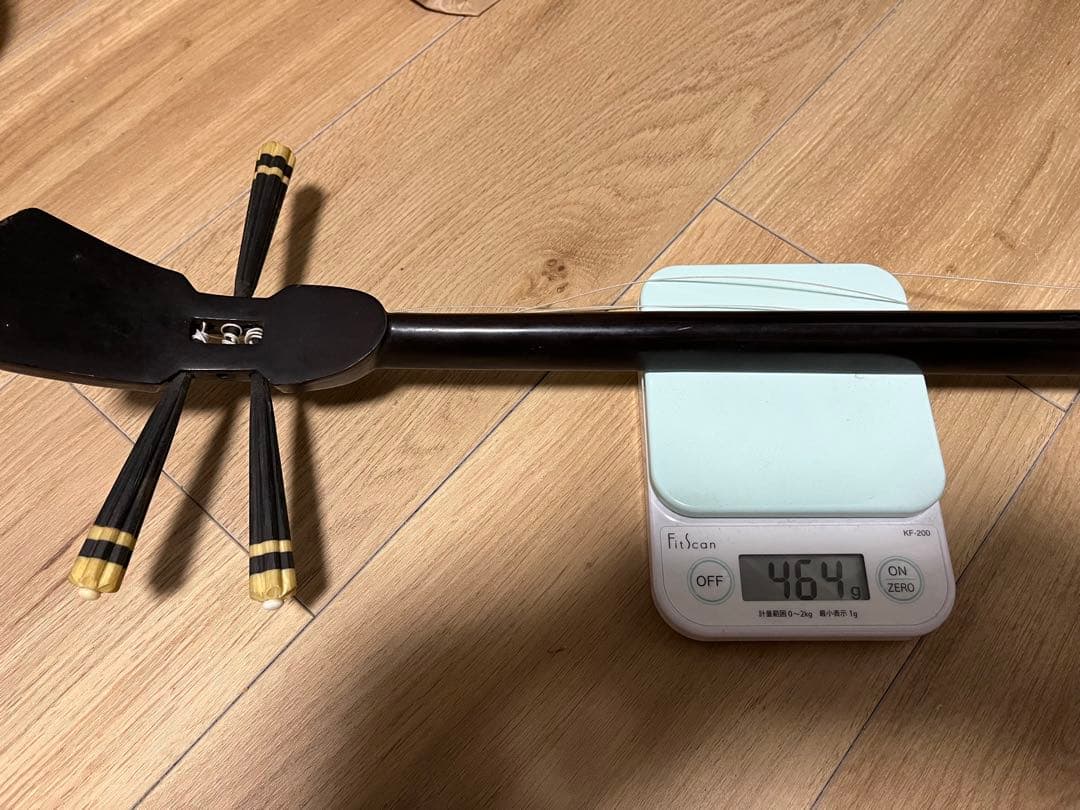 沖縄三線　昔真壁型　測った写真アップしました。