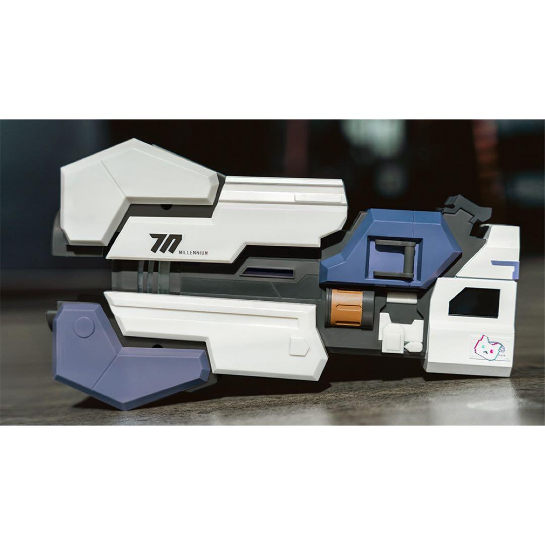 【ブルーアーカイブ】モバイルバッテリー（光の剣：スーパーノヴァ）