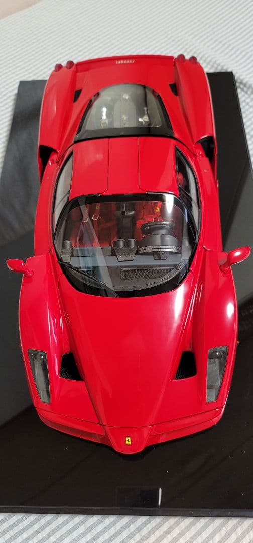 完成品・ディアゴスティーニ エンツォフェラーリ2002 1/8 模型