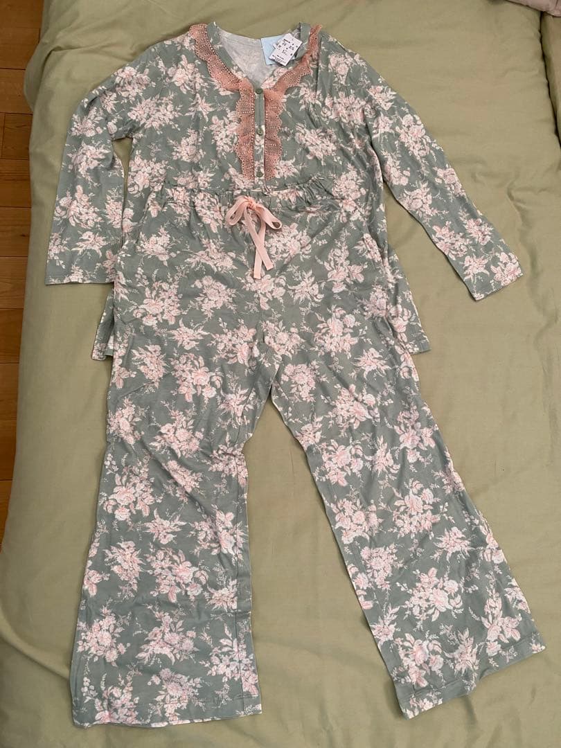 KIDBLEUパジャマ未使用品