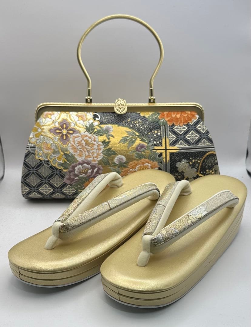 正絹帯地　金手横長草履バックセット　Fサイズ