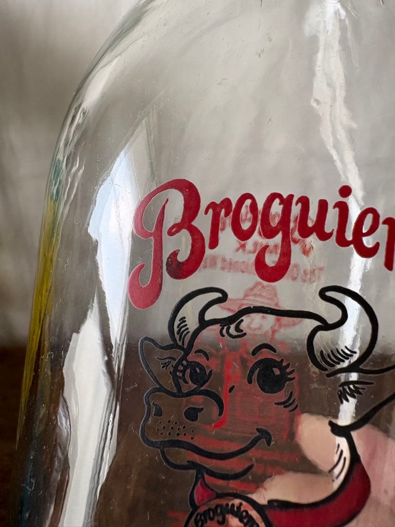 アメリカンビンテージBroqiere's Milk Bottle(キャップ付き)