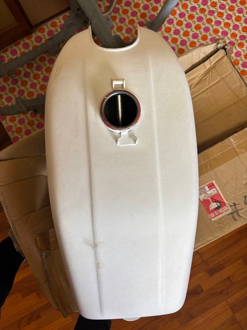 ヨンフォア　CB400フォア　タンク＆サイドカバー左右