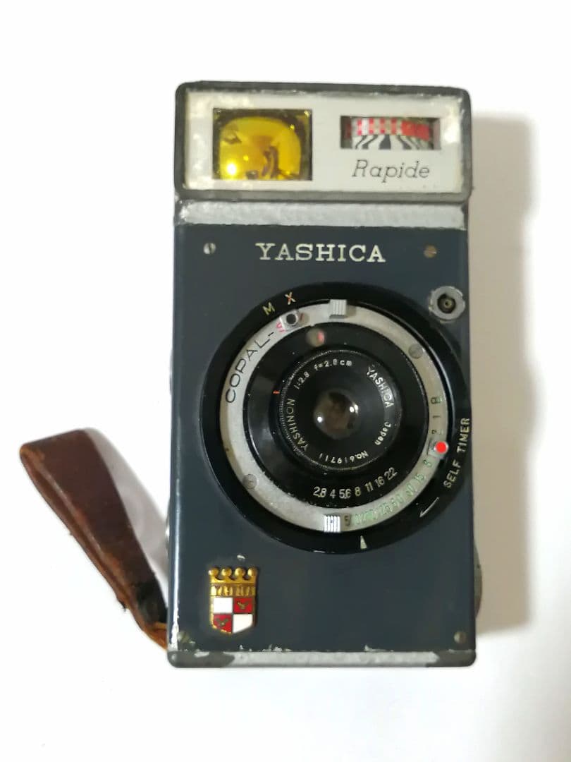 YASHICA　Rapide ヤシカハーフサイズフィルムカメラ　ラピード