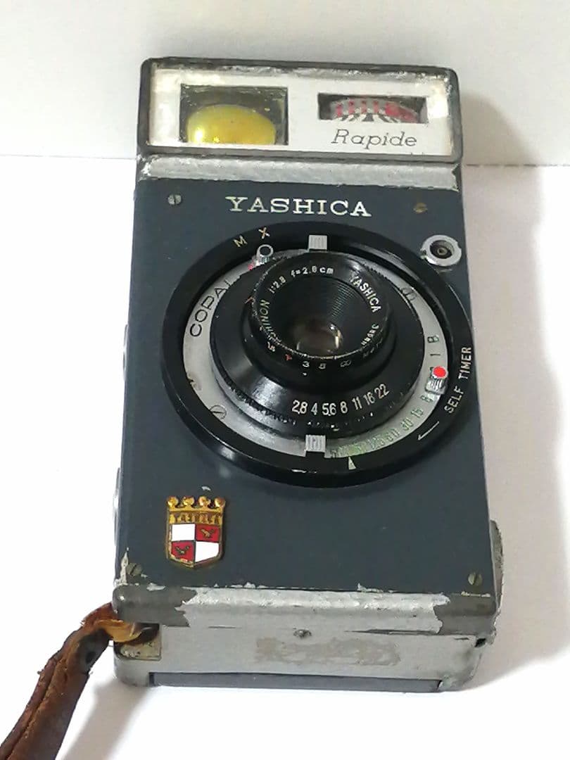YASHICA　Rapide ヤシカハーフサイズフィルムカメラ　ラピード