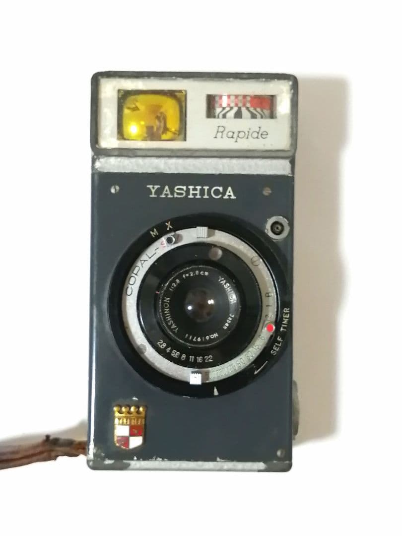 YASHICA　Rapide ヤシカハーフサイズフィルムカメラ　ラピード