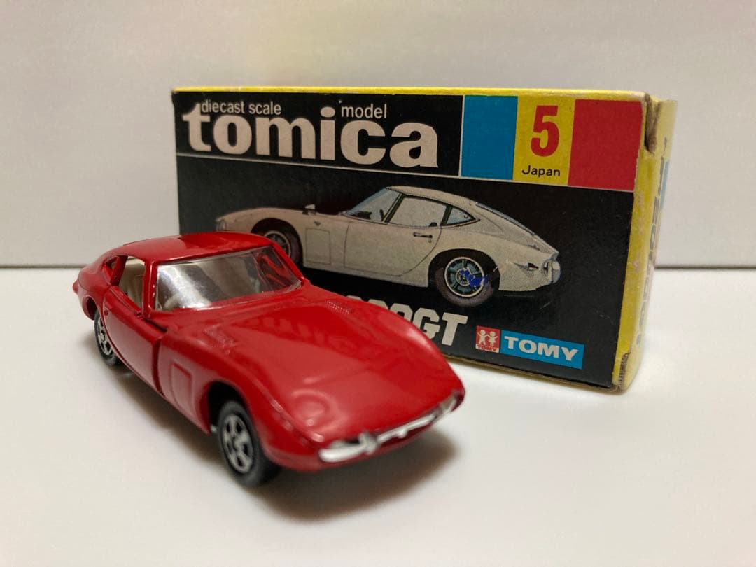 トミカ　黒箱　日本製　トヨタ2000GT 赤　1Aホイール