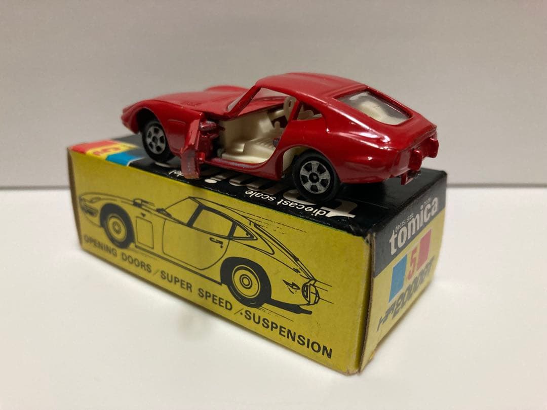 トミカ　黒箱　日本製　トヨタ2000GT 赤　1Aホイール
