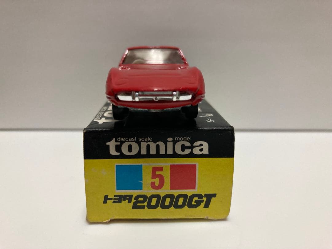 トミカ　黒箱　日本製　トヨタ2000GT 赤　1Aホイール