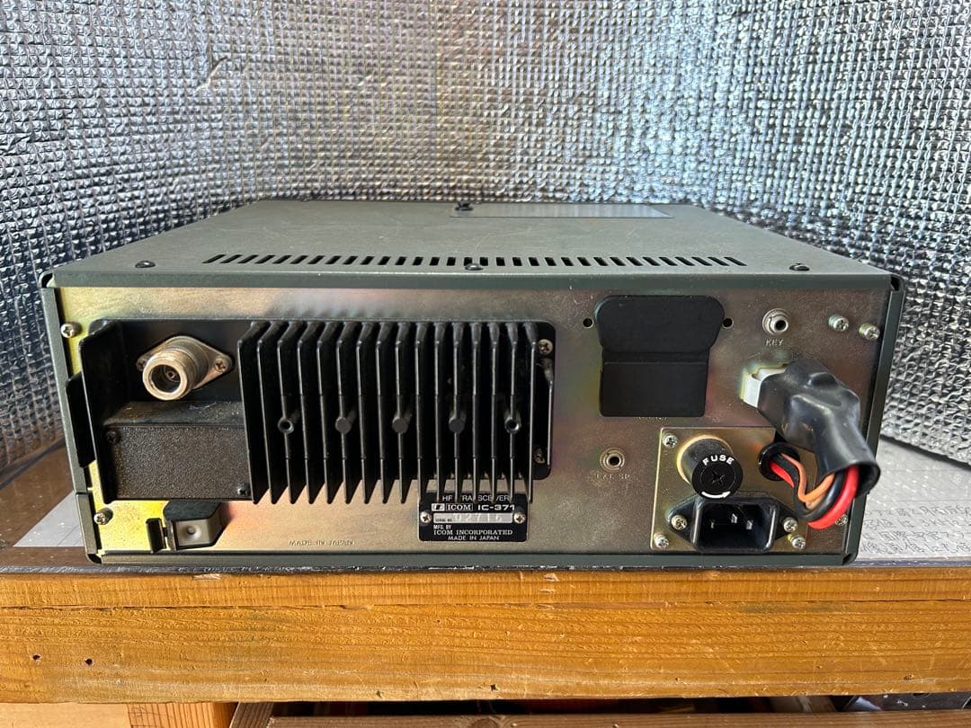 受信機 ICOM 430MHz ALL MODE IC-371 10W
