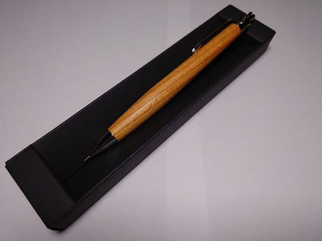 未使用　RED LINE PEN ケヤキ　シャープペンシル　オリジナル金具