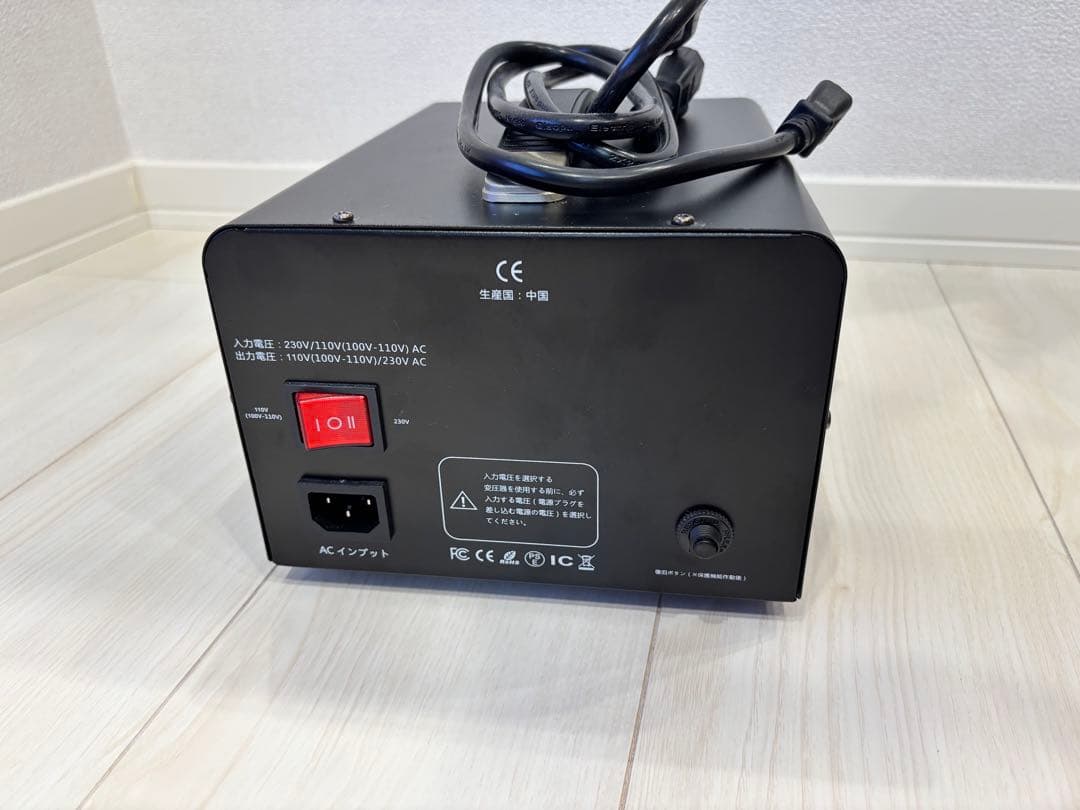 【大幅値下げ】Lvyuan VTJP-3000W 海外機器対応 変圧器