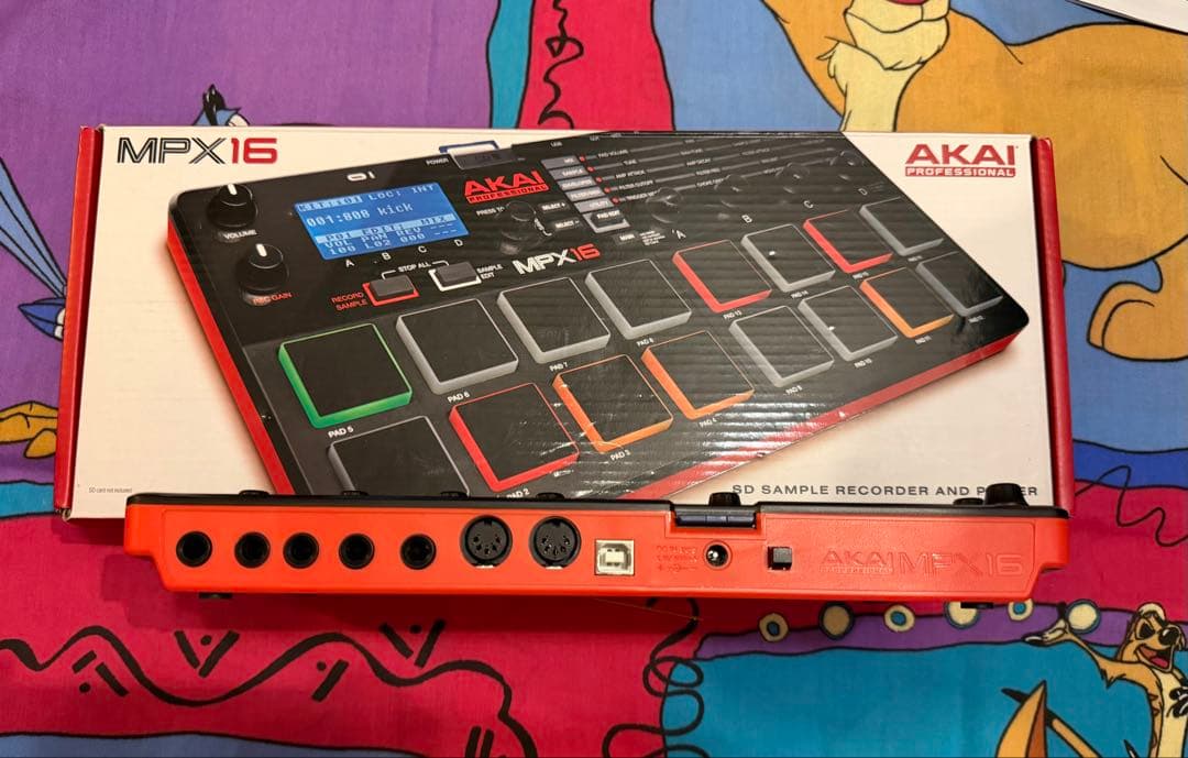 AKAI MPX16 サンプラー