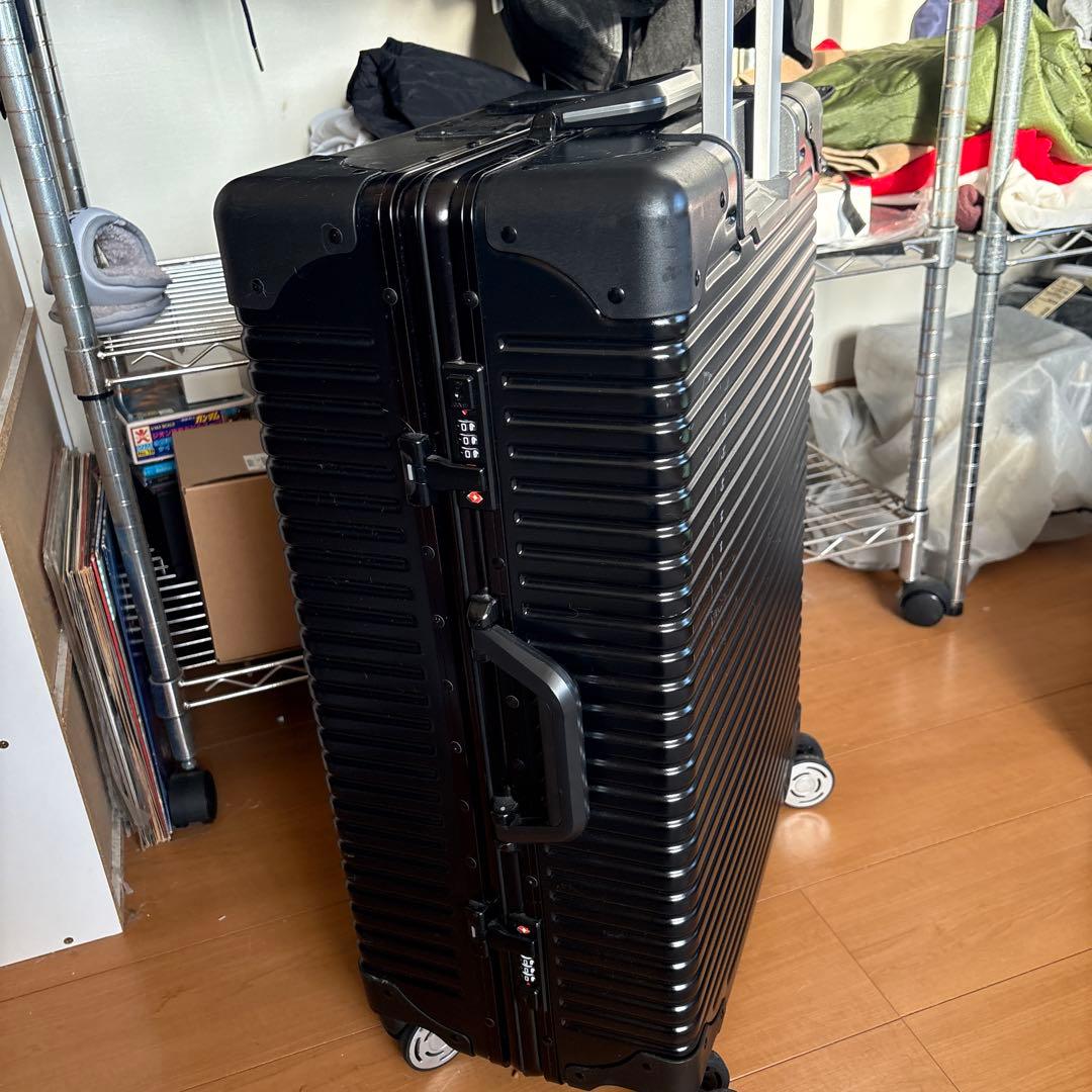 バルコス　スーツケース