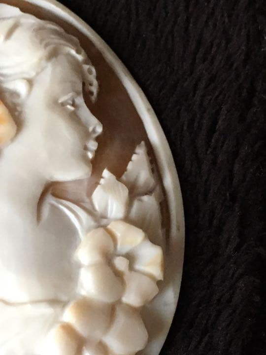 シェル三層カメオSOL チロ・ソルヴィーノ作ルース