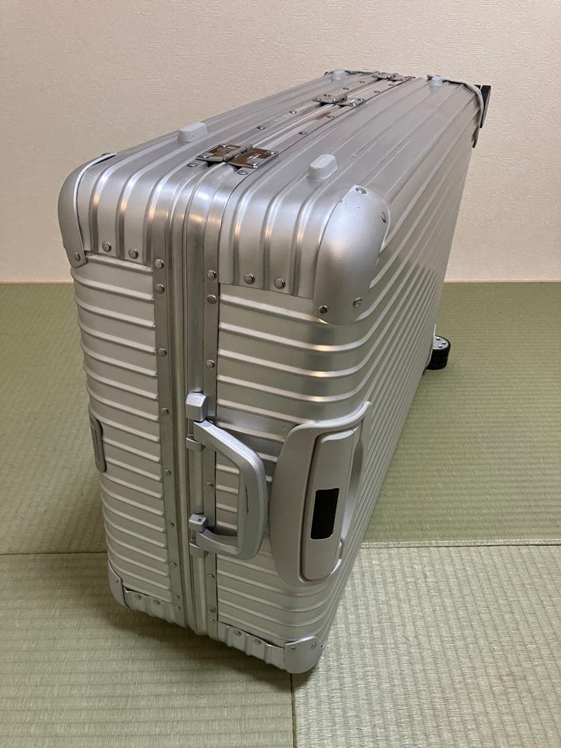週末限定値下げ‼️廃盤　RIMOWA リモワ トパーズ 98L シルバー正規品