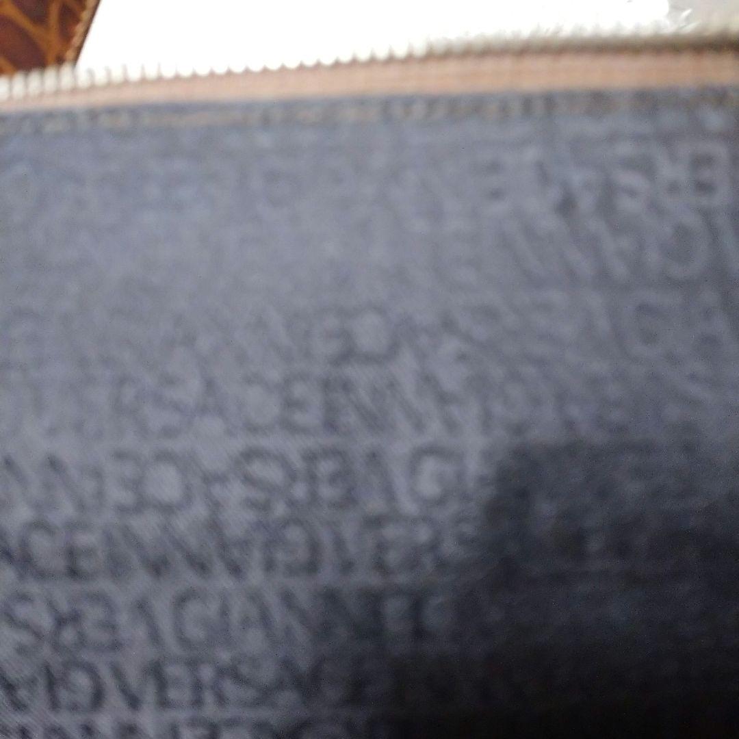 ジャンニ・ヴェルサーチ 型押 バンド、ショルダーバッグ 斜掛け