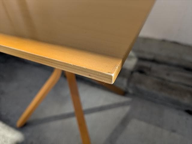 AIDEC/アイデック｜片山正通デザイン｜カム｜スクエアカフェテーブル｜②｜