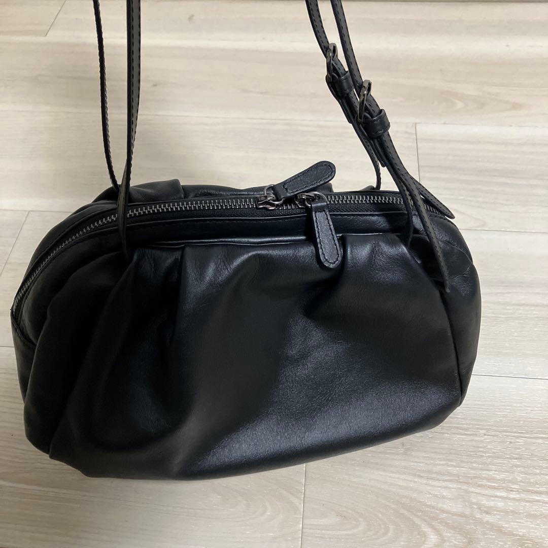 イヤパピヨネ　コロンボストンバッグ