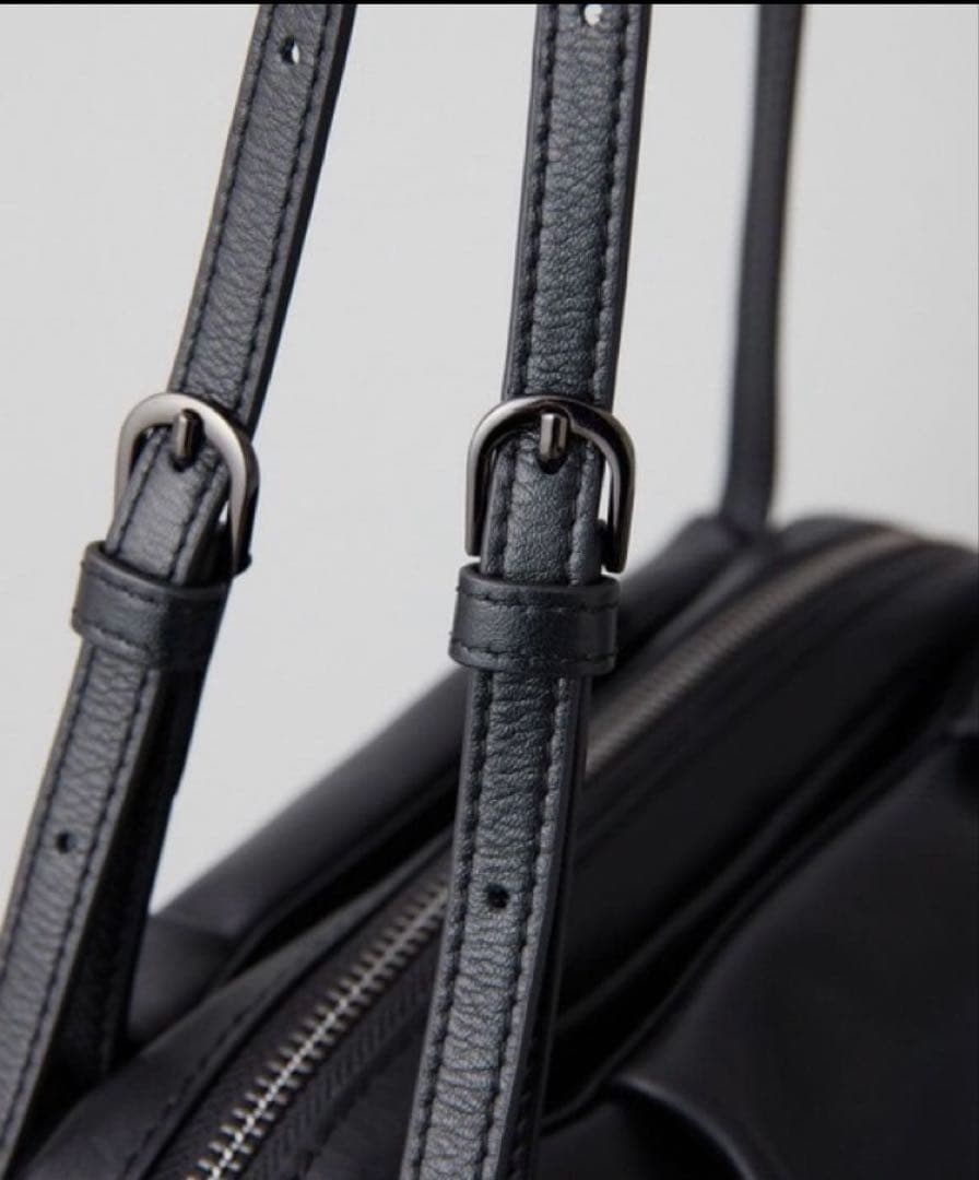 イヤパピヨネ　コロンボストンバッグ