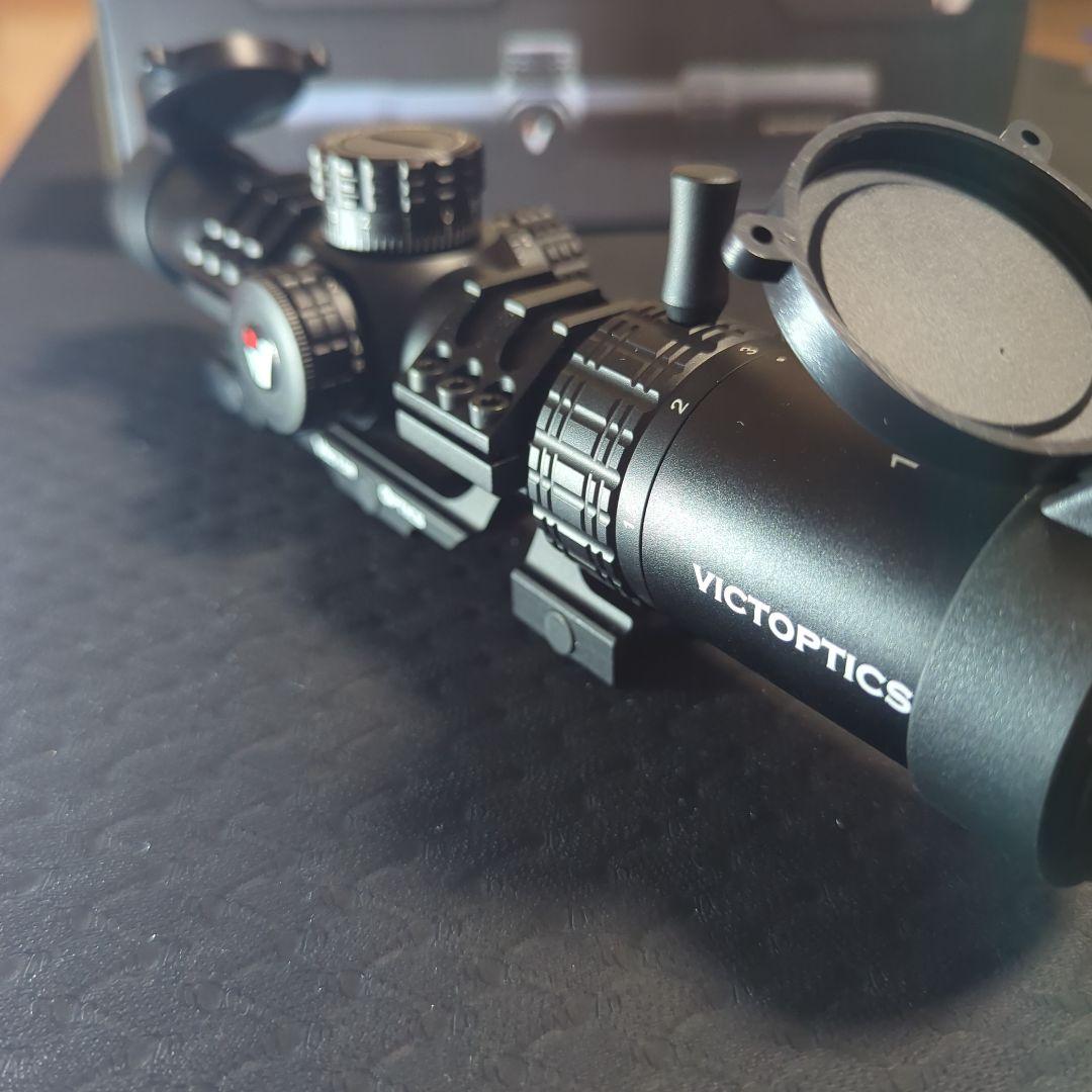 VectorOpticsS4　1.5−6☓28 Vectorマウントセット。