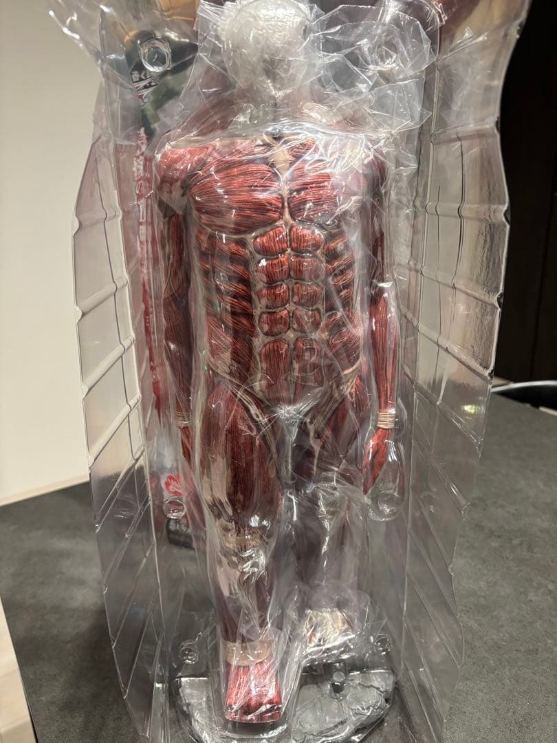 ク*ー様 進撃の巨人 一番くじ A賞獣の巨人 B賞リヴァイ ラストワン賞超大型巨