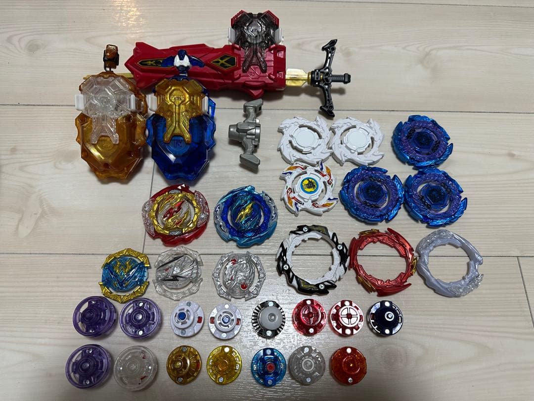 ベイブレードバースト まとめ売り ランチャー3つ付き