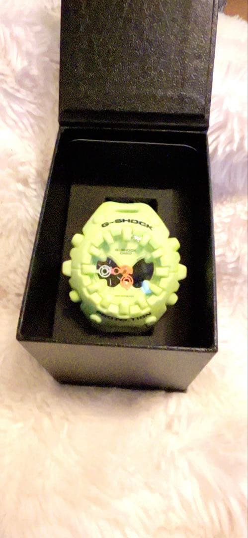 【大幅お値下げします‼︎】G-SHOCK GA-V01-9AJF 蛍光グリーン