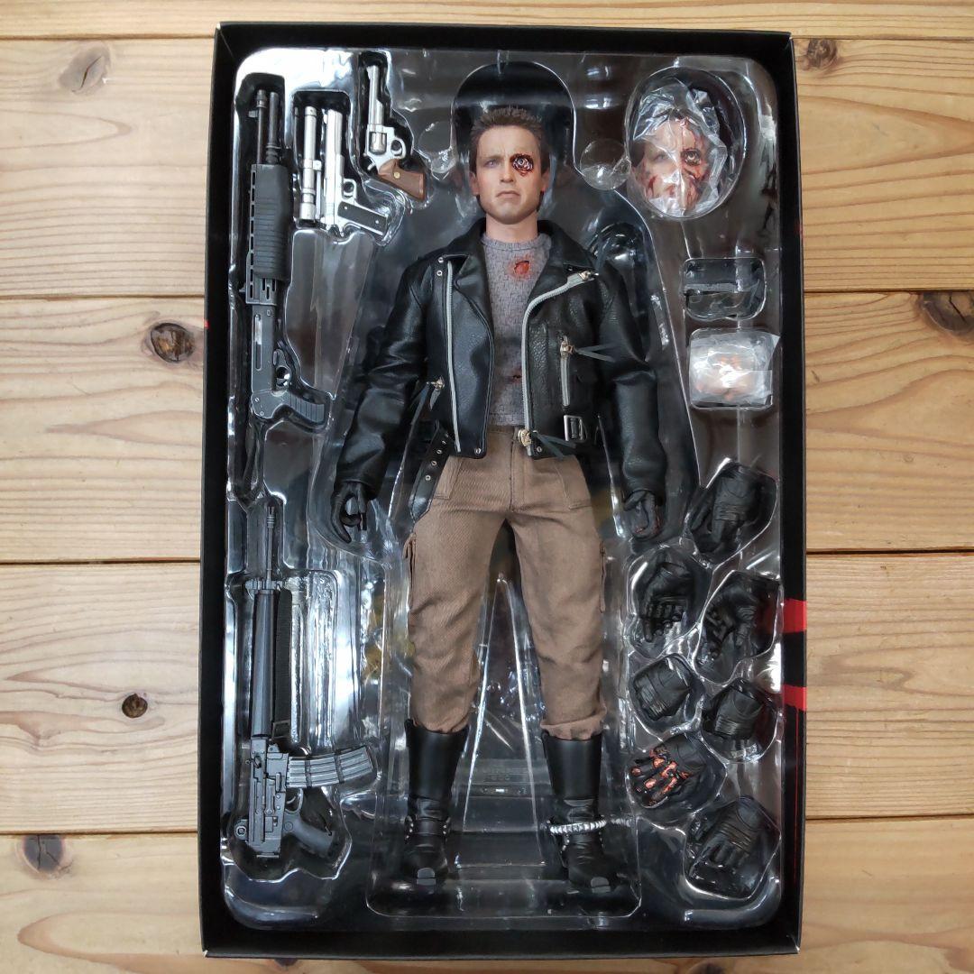 ホットトイズ ターミネーター T-800 バトルダメージ