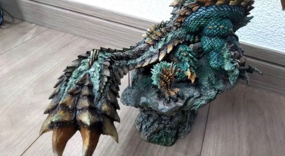 【リペイント品】クリエイターズモデル　リオレウス　ジンオウガ　モンスターハンター
