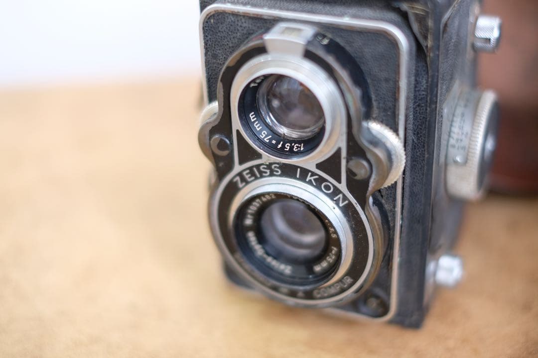 IKOFLEX 二眼レフカメラ レザーケース付き